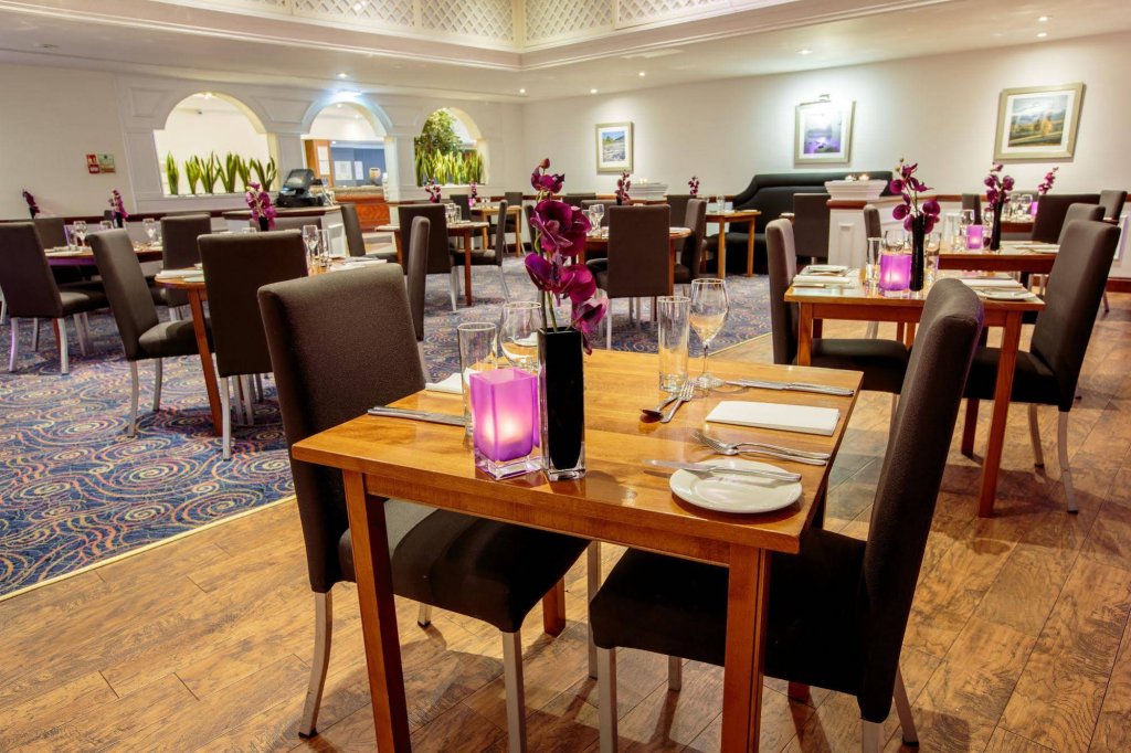 Фото The Aberdeen Altens Hotel