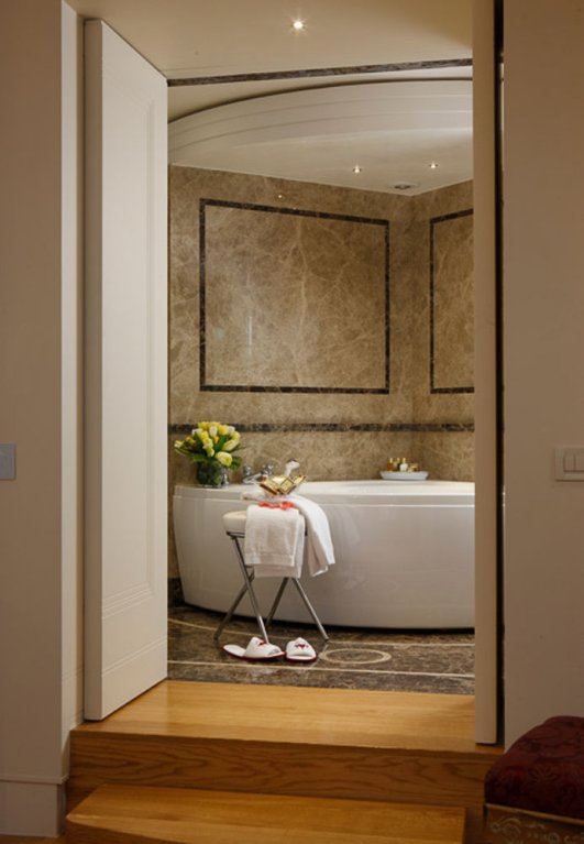 Фото Bellevue Luxury Rooms – San Marco Luxury