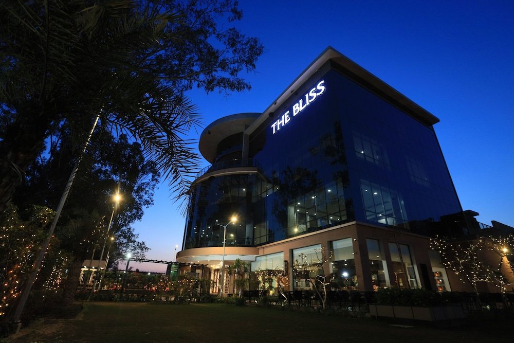 Фото Aveo by Amatra- Kashipur