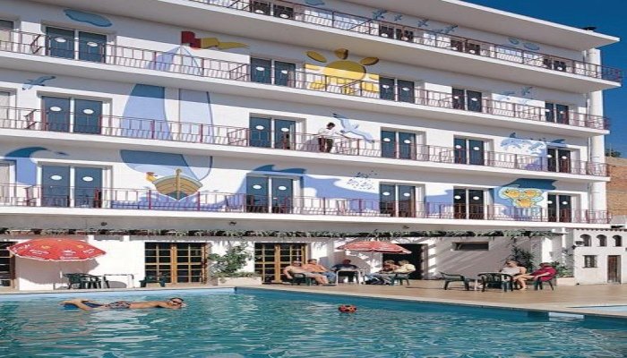 Фото отеля 1