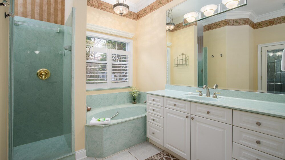 Фото Sunsational