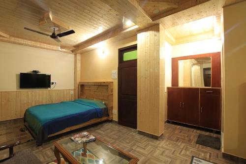 Фото The Rainbow Inn & Cafe