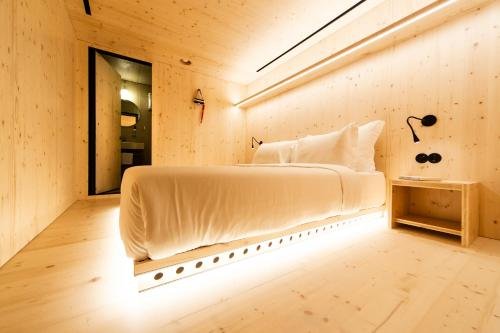 Фото Zero Box Lodge Porto