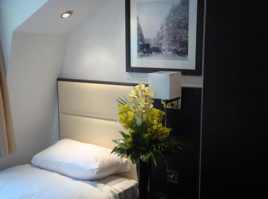 Фото Edward Hotel