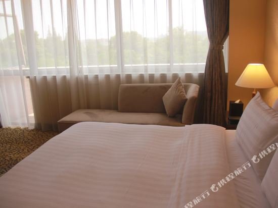 Фото Cypress Hotel Jin Jiang Shanghai