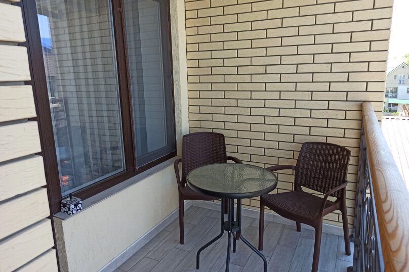 Фото На Кати Соловьяновой 14а