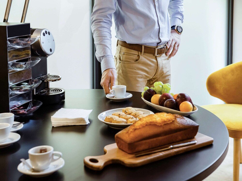 Фото Hôtel Mercure Marseille Canebière Vieux-Port