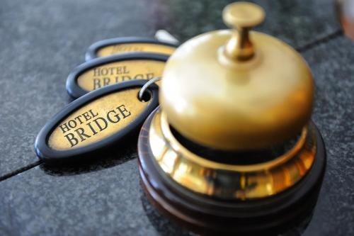 Фото Hotel Bridge