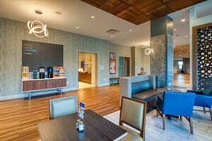 Гостиница Holiday Inn Express & Suites Charlotte - South End, an Ihg Hotel
