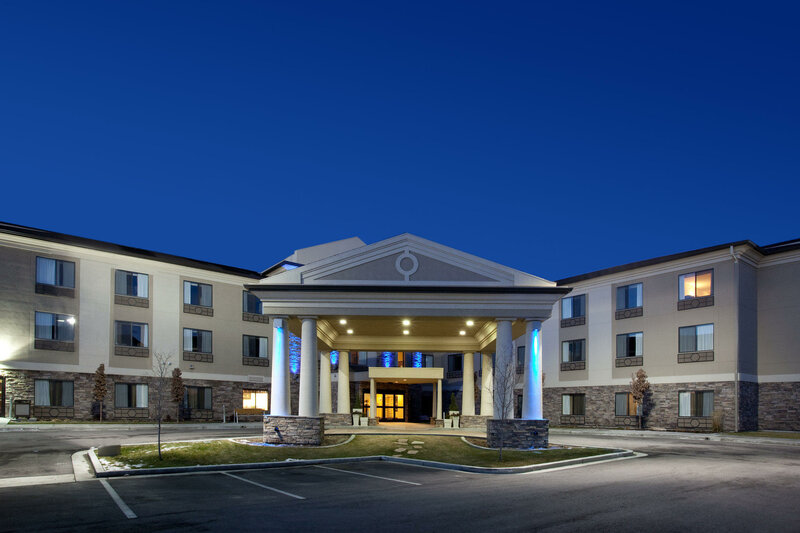 Гостиница Holiday Inn Express Hotel & Stes Salt Lake City-Airport East, an Ihg Hotel в Солт-Лейк-Сити