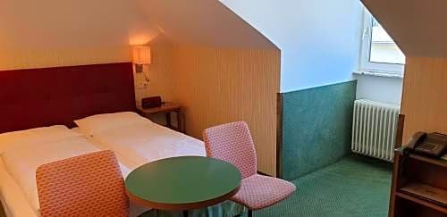 Фото Hotel Hohenstauffen