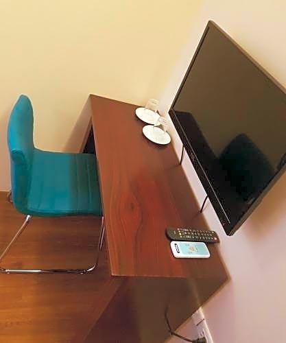 Фото Aliria Bed and Breakfast