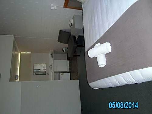 Гостиница Parkview Motor Inn Parkes в Парксе