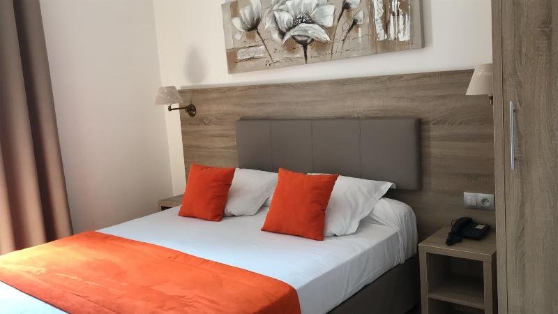 Фото Hotel Parisien