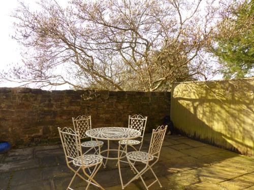 Фото The Coach House