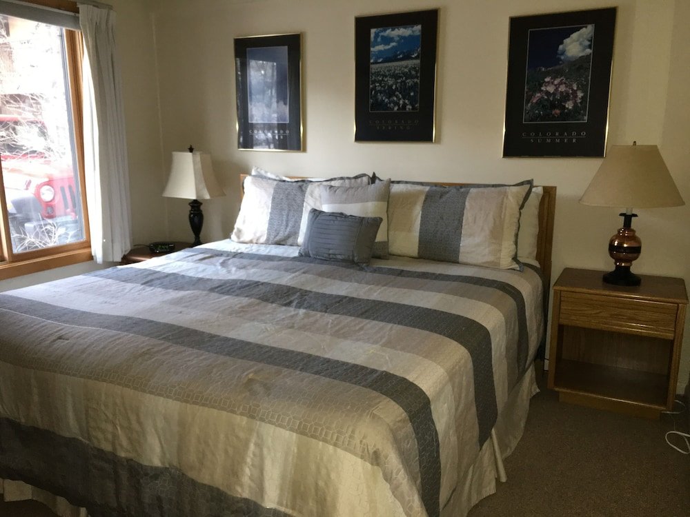 Фото Lift One Condominiums