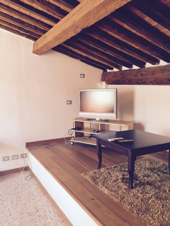 Гостиница AwesHome Lungarno Bellavista Penthouse в Пизе
