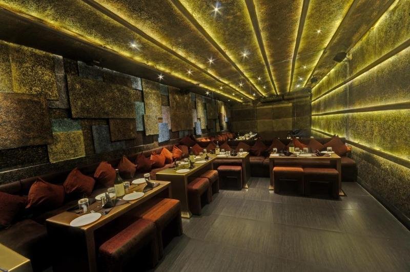 Фото Hotel Roopa