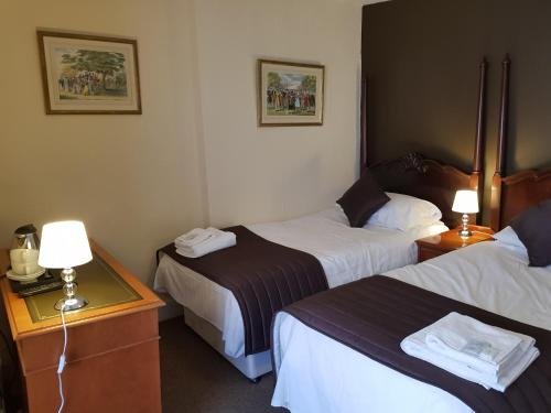 Фото The Old George Inn