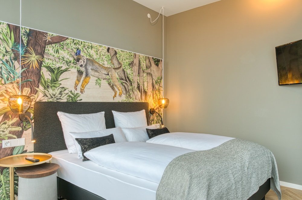 Фото NinetyNine Munich Airport