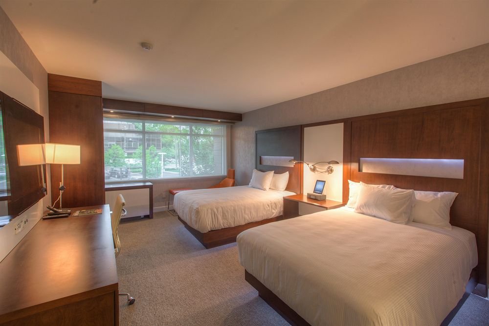 Фото J House Greenwich