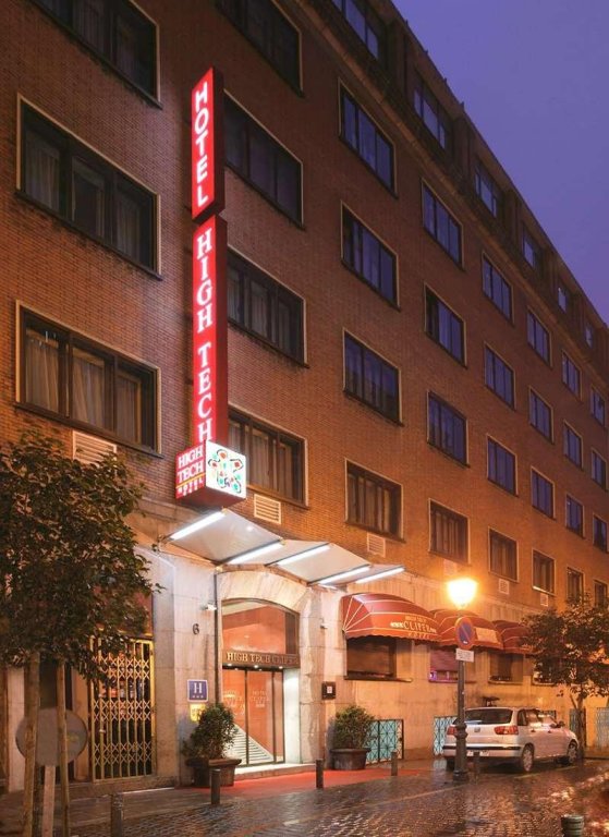 Фото отеля 1