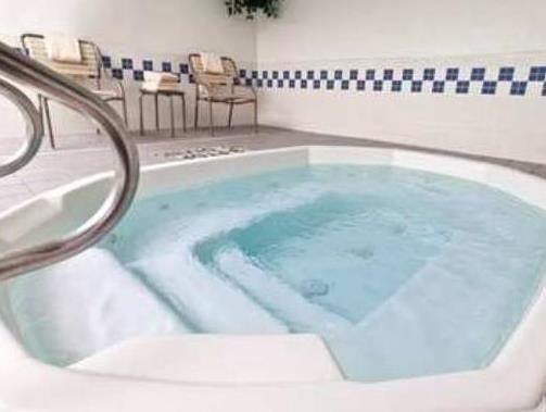 Фото Hampton Inn Findlay