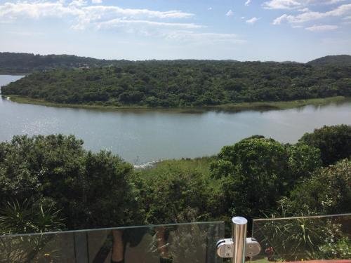 Фото A River Rest