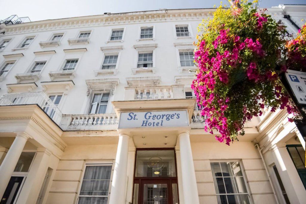 Фото St Georges Hotel Pimlico
