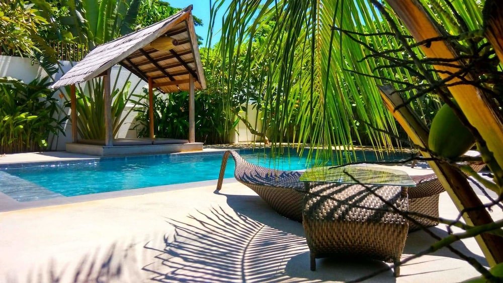 Фото Villa Kalachuchi B&b