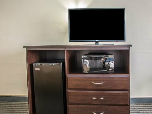 Гостиница Ramada by Wyndham Cedar Rapids South в Сидар-Рапидс