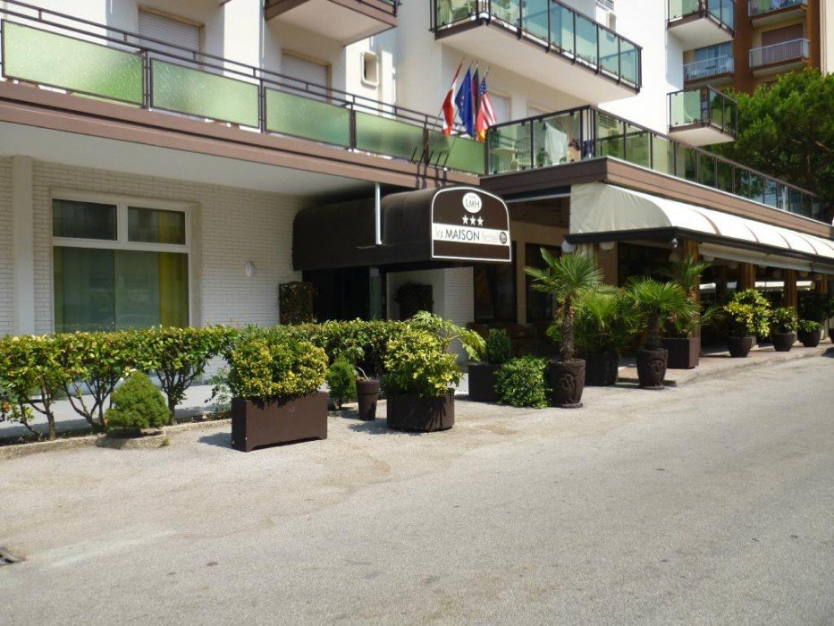 Фото Hotel La Maison