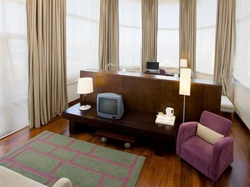 Фото Urh Palacio de Oriol Hotel
