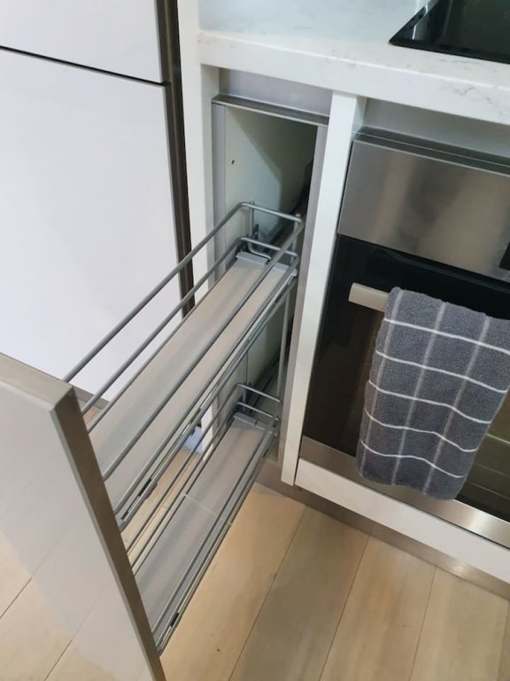 Фото Lux Kings Rd City Centre Studio Apartment Reading