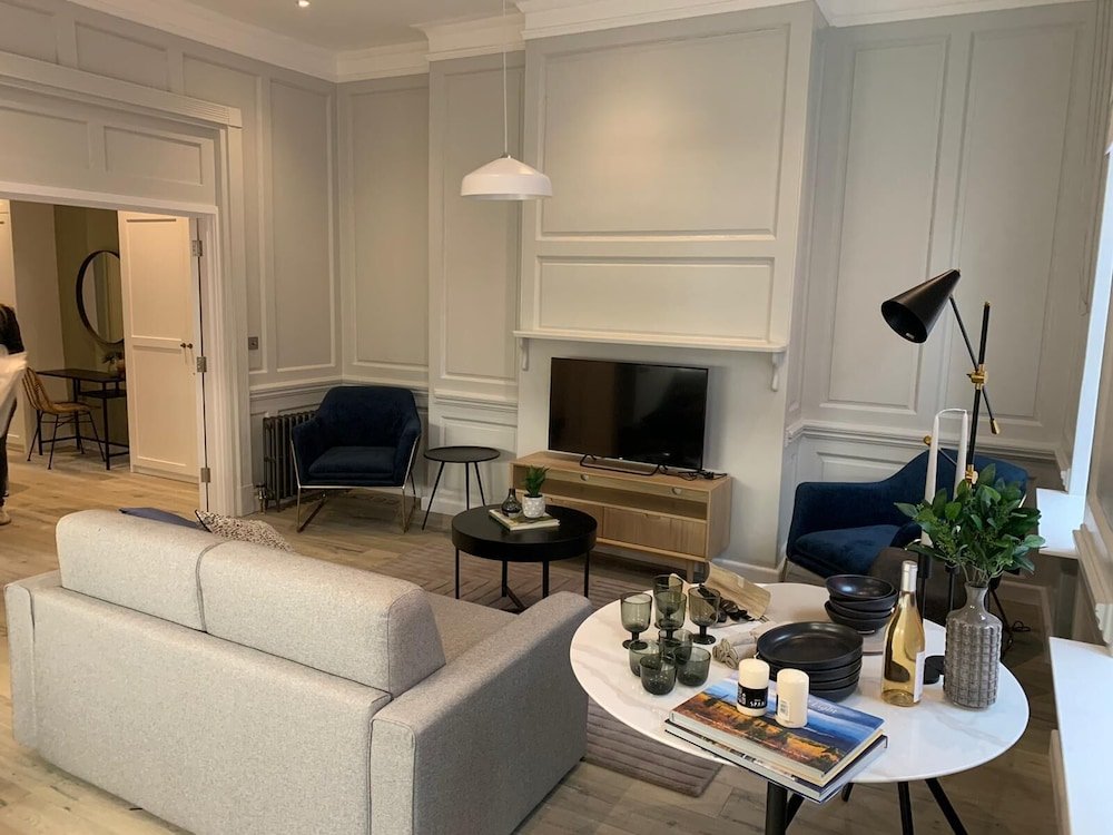 Фото Gerrard Place by Q Apartments