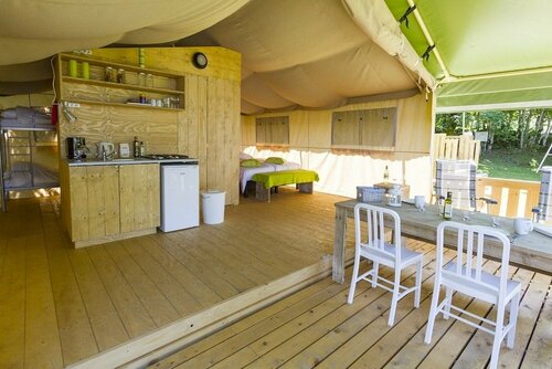 Гостиница Safaritent Glamping op Camping Orlando in Chianti
