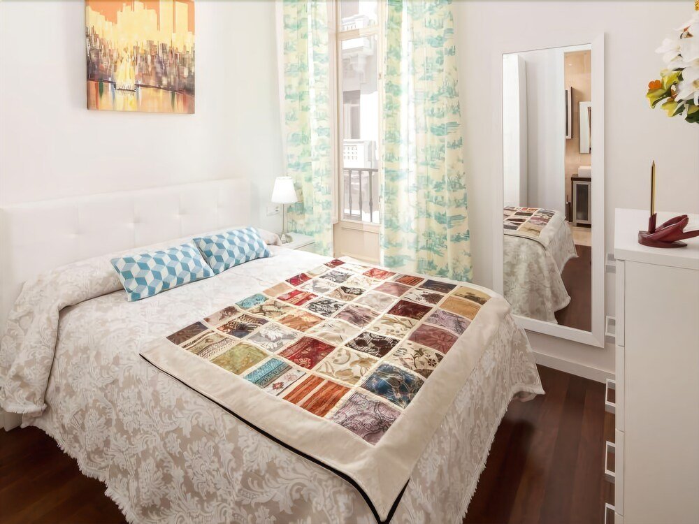 Фото Luxury Penthouse Historical Center