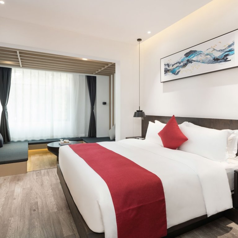 Фото Huali Hotel