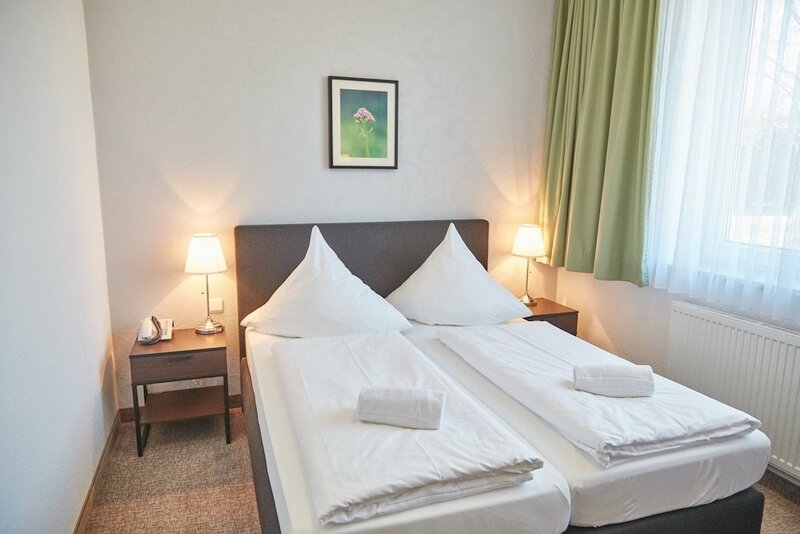 Гостиница Bernstein Acamed Resort