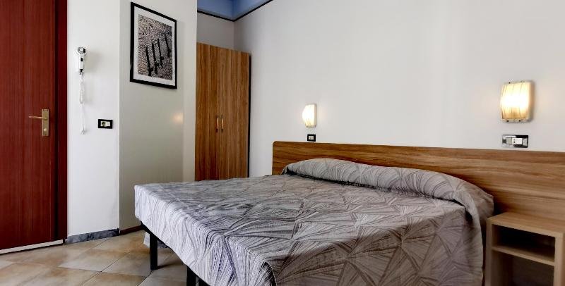 Фото Hotel Nanni Garni