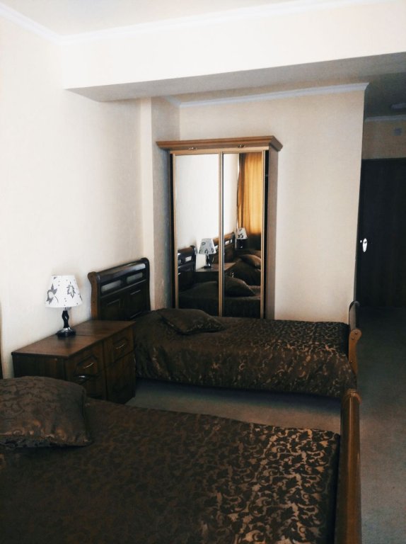 Фото Sanahin Bridge Hotel