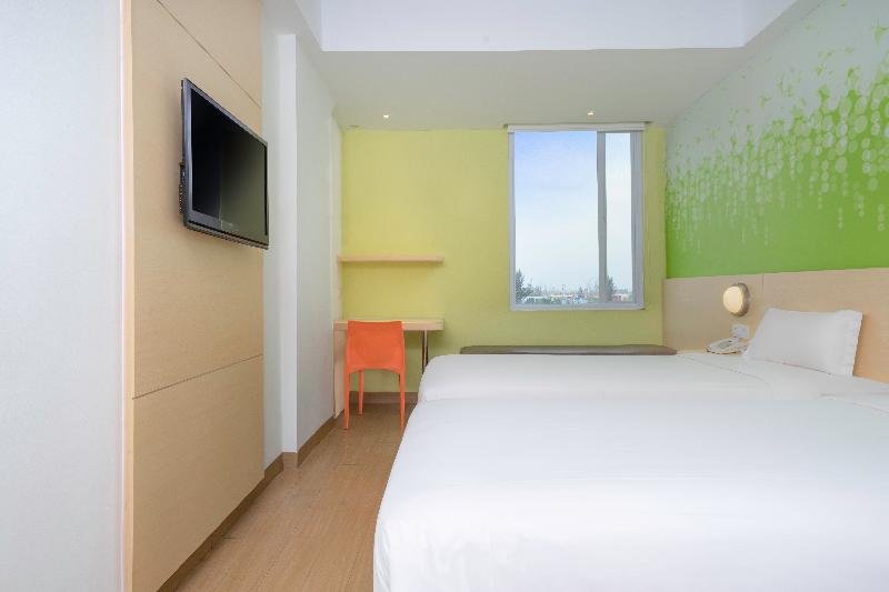 Фото Zest Hotel Harbour Bay