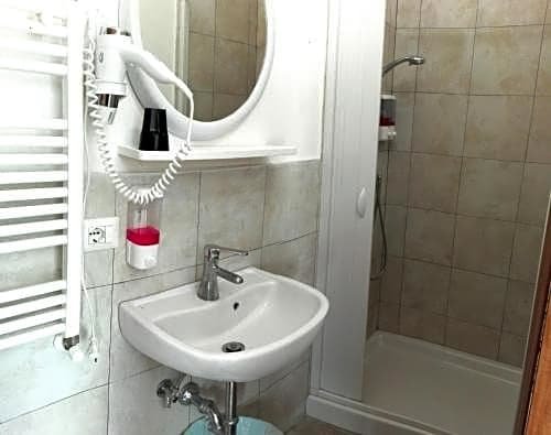 Фото Hotel Birilli B&b