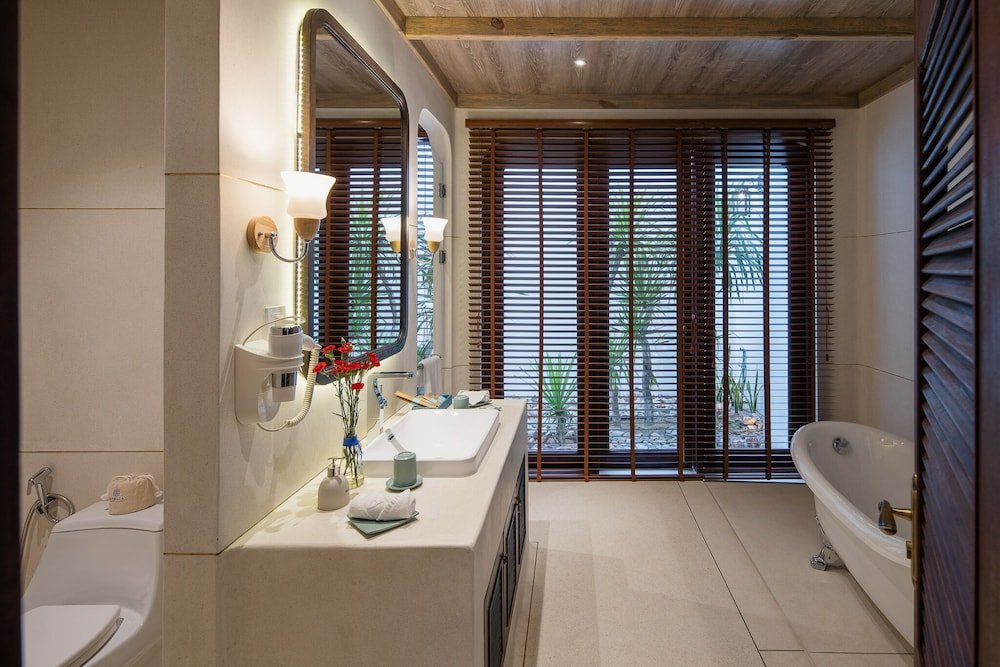 Фото Stelia Beach Resort