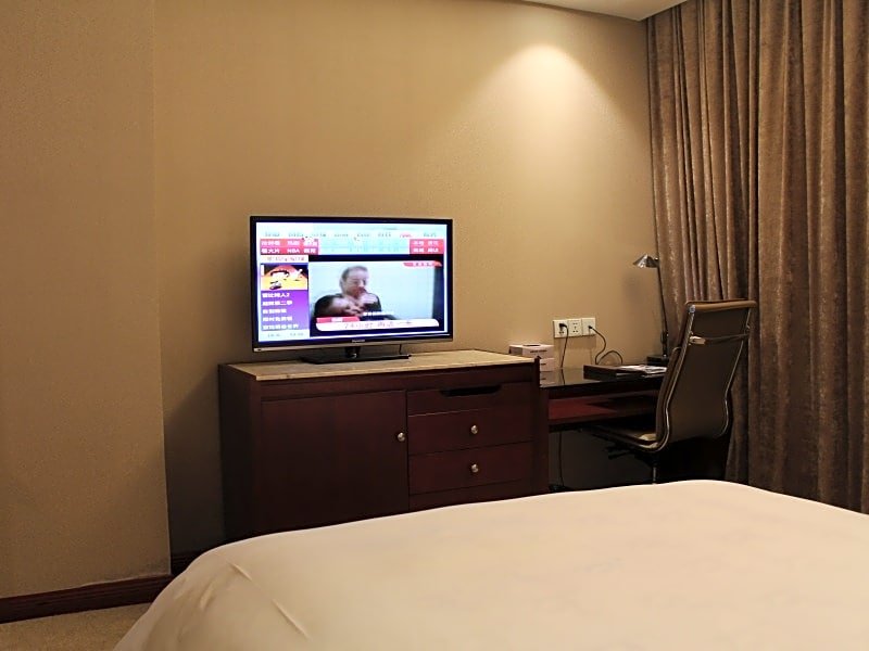 Фото GreenTree Eastern Quzhou Hewu Road Hotel