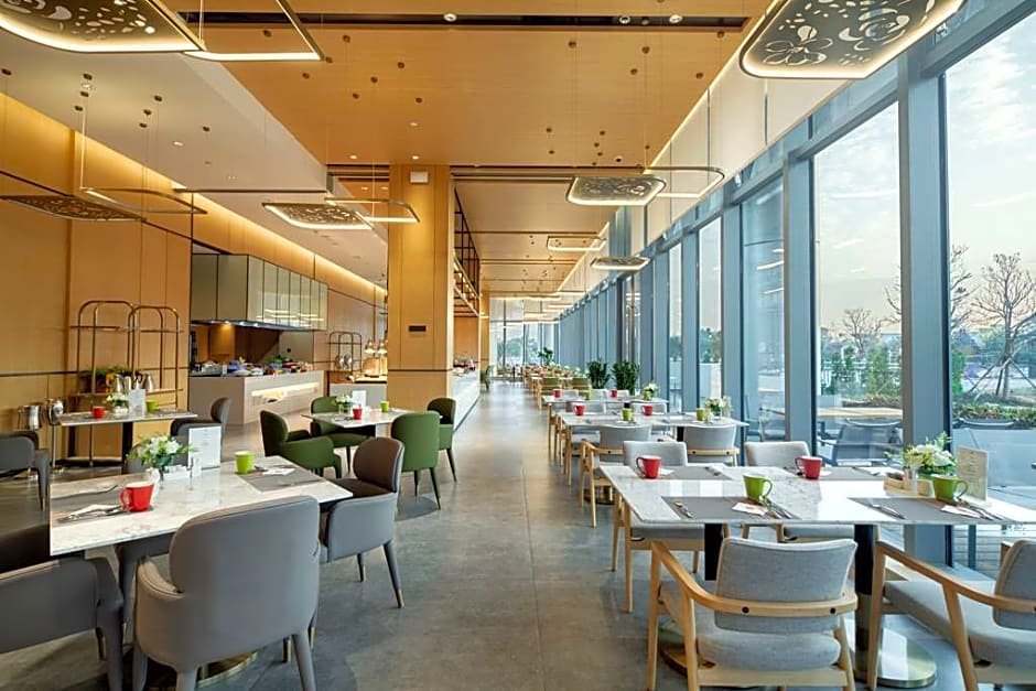 Фото Hilton Garden Inn Zhuhai Hengqin Sumlodol Park