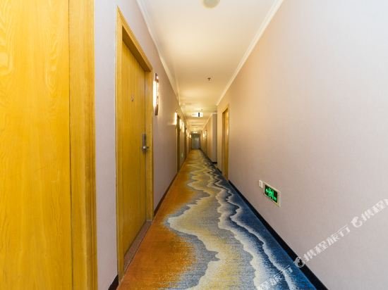 Фото Wenxing Hotel