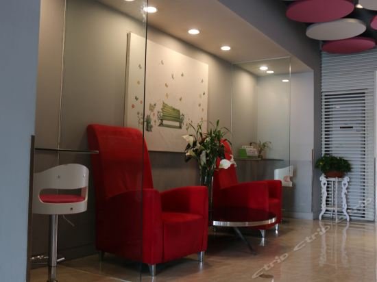 Фото Jinjiang Inn Wuhan Qushuilou