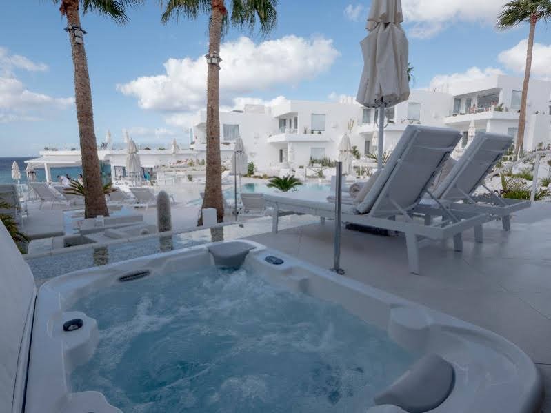 Фото Lani´s Suites de Luxe - Adults Only