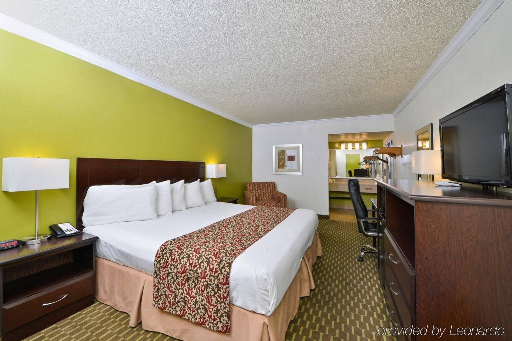 Фото SureStay Hotel by Best Western Phoenix Downtown
